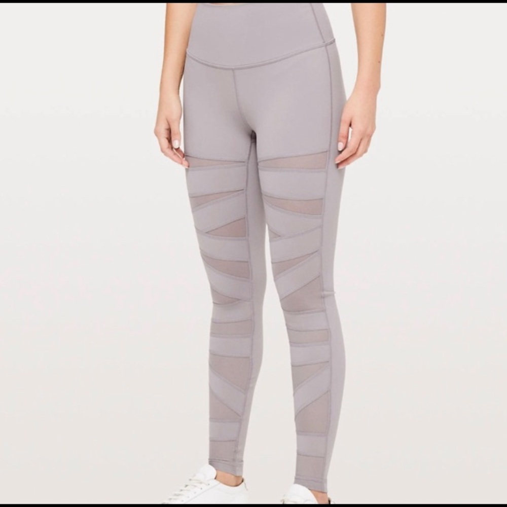 Lululemon Wunder Under Size 4